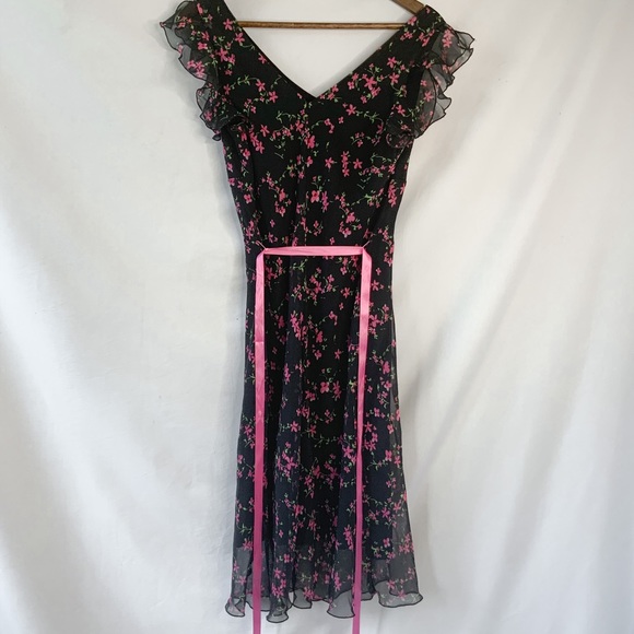 Ditsy floral flutter sleeve y2k midi dress - Picture 3 of 5